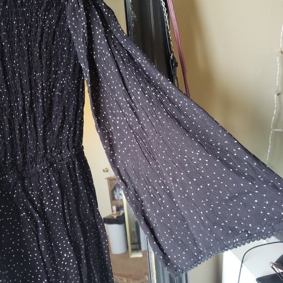 Black Polka Dot Strapless Romper - Picture 3 of 3